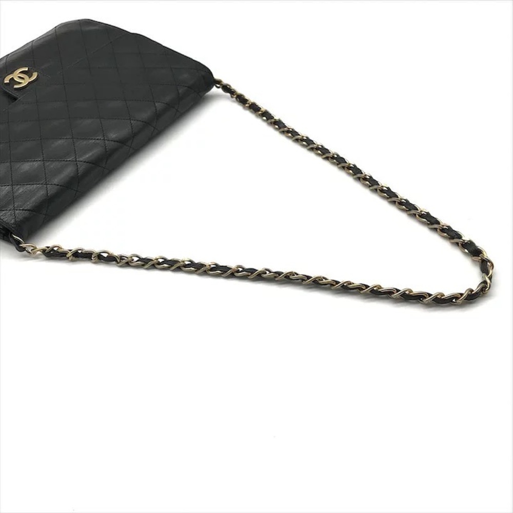 Authentic CHANEL black lambskin single flap classic 24k gold hardware bag - Picture 7 of 11